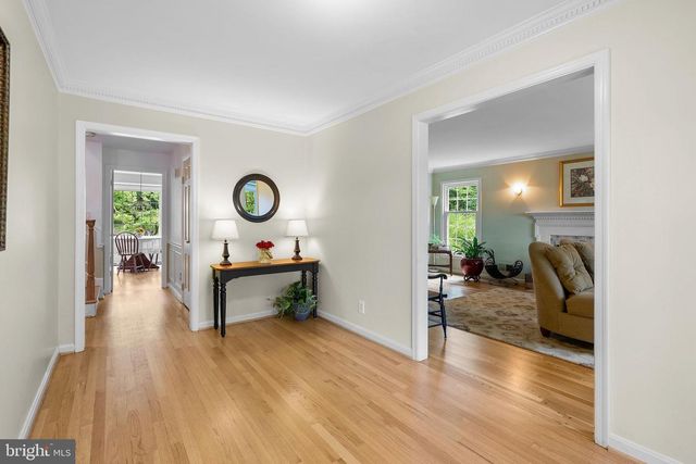 9000 WILLOW VALLEY DR, Potomac, MD 20854
