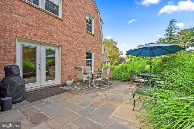 9000 WILLOW VALLEY DR, Potomac, MD 20854