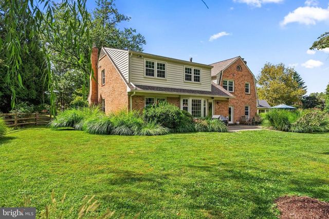 9000 WILLOW VALLEY DR, Potomac, MD 20854
