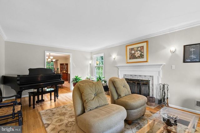 9000 WILLOW VALLEY DR, Potomac, MD 20854