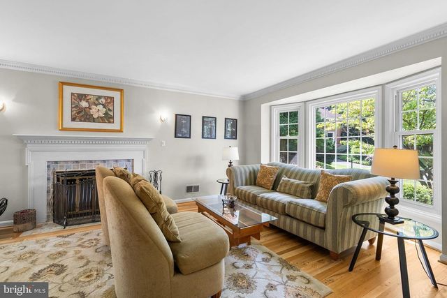 9000 WILLOW VALLEY DR, Potomac, MD 20854