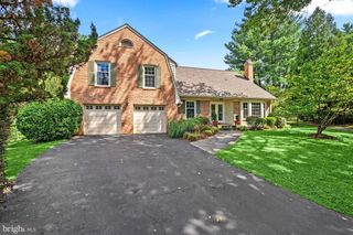 9000 WILLOW VALLEY DR, Potomac, MD 20854