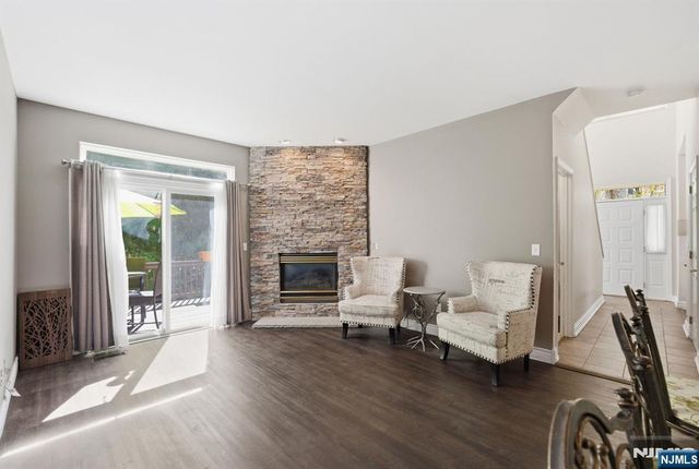 15 Aspen Court, Hardyston, NJ 07419