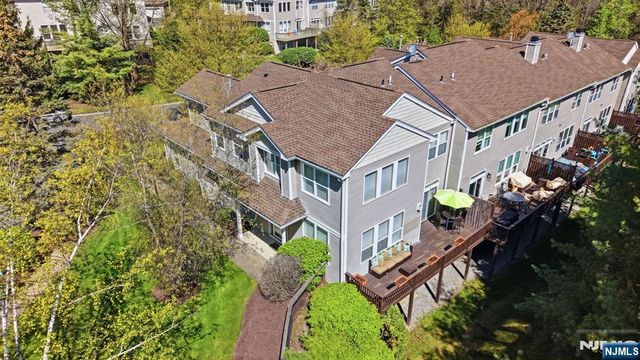 15 Aspen Court, Hardyston, NJ 07419