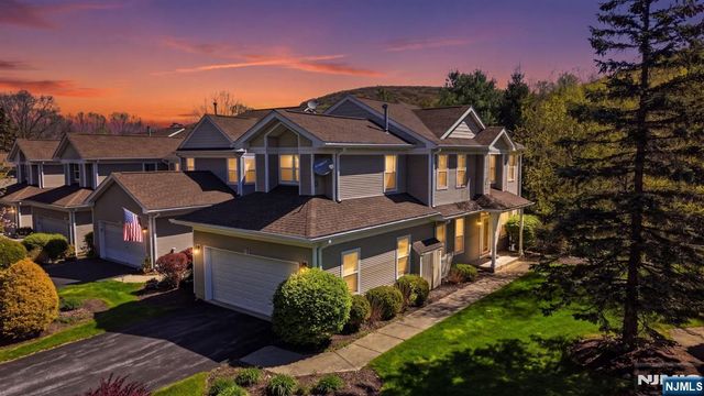 15 Aspen Court, Hardyston, NJ 07419