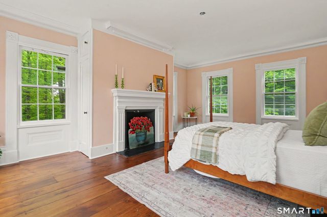 530 Roxbury Road, Stamford, CT 06902