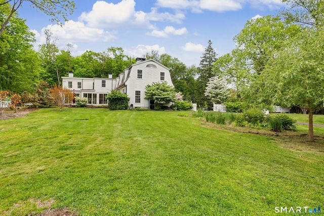 530 Roxbury Road, Stamford, CT 06902