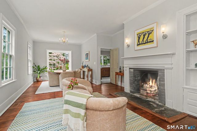 530 Roxbury Road, Stamford, CT 06902