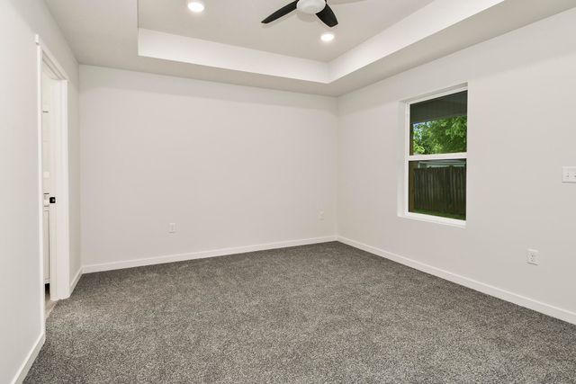 3016 W Chestnut Street, Springfield, MO 65803
