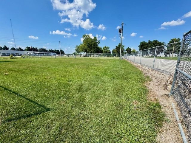 1143 Fort Jefferson Avenue, Greenville, OH 45331