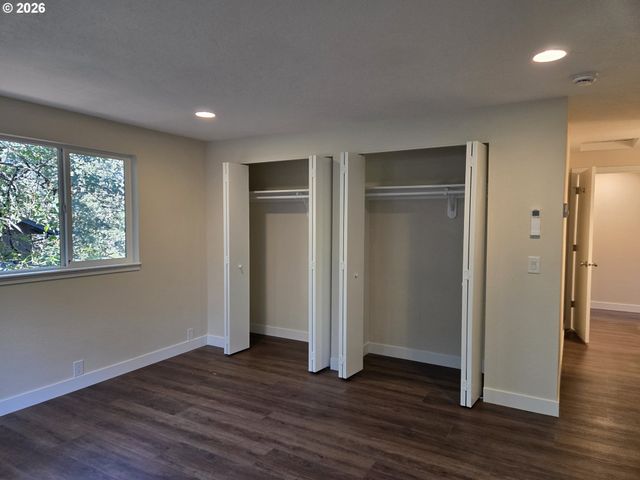 3845 WILSHIRE Ln, Eugene, OR 97405