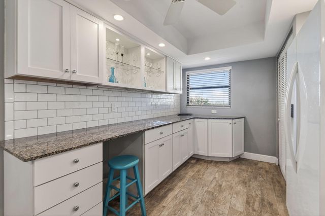 1036 Us Highway One 419, North Palm Beach, FL 33408