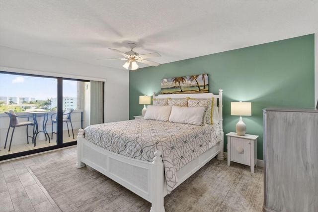 1036 Us Highway One 419, North Palm Beach, FL 33408