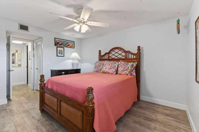 1036 Us Highway One 419, North Palm Beach, FL 33408