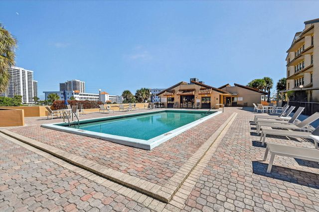 1036 Us Highway One 419, North Palm Beach, FL 33408