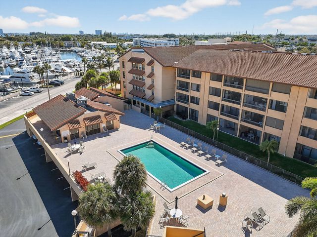 1036 Us Highway One 419, North Palm Beach, FL 33408