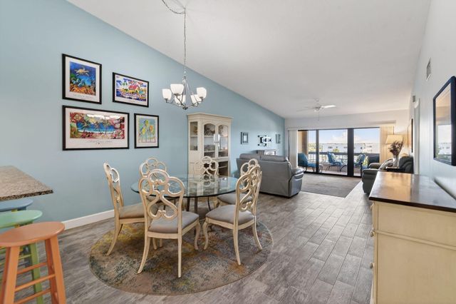 1036 Us Highway One 419, North Palm Beach, FL 33408