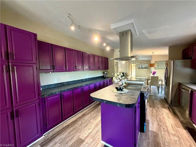 1293 N Koontz Road, Lexington, NC 27295
