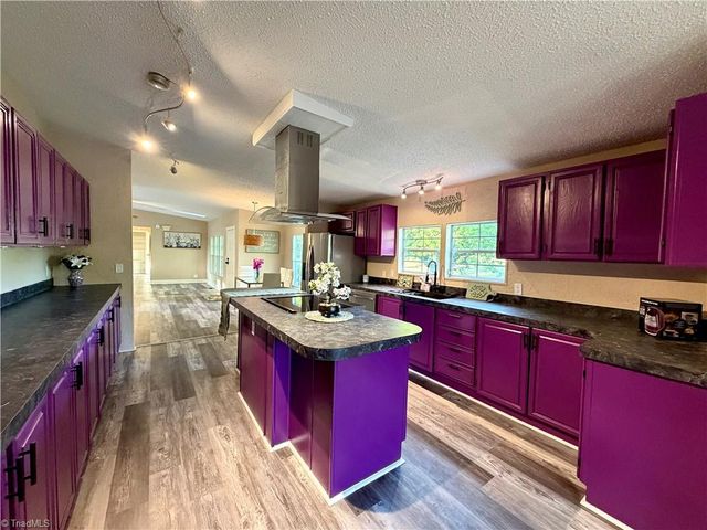 1293 N Koontz Road, Lexington, NC 27295