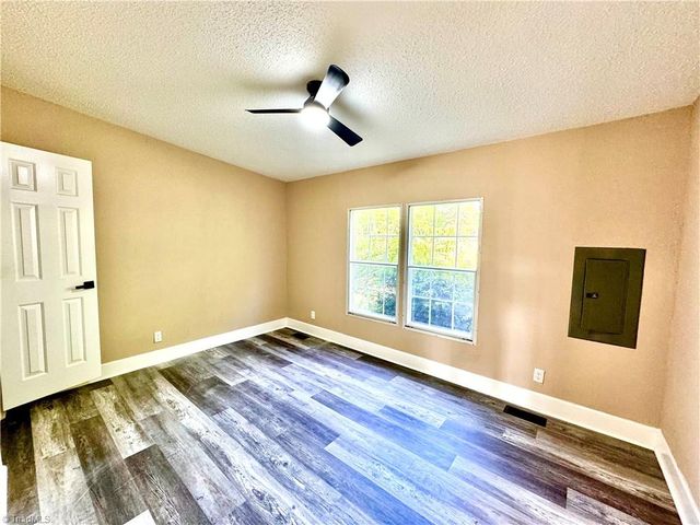 1293 N Koontz Road, Lexington, NC 27295