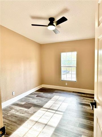 1293 N Koontz Road, Lexington, NC 27295
