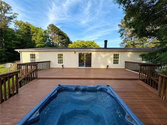 1293 N Koontz Road, Lexington, NC 27295