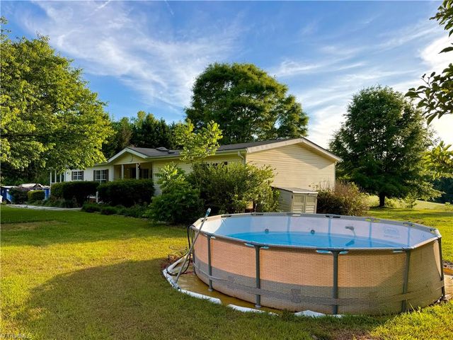 1293 N Koontz Road, Lexington, NC 27295