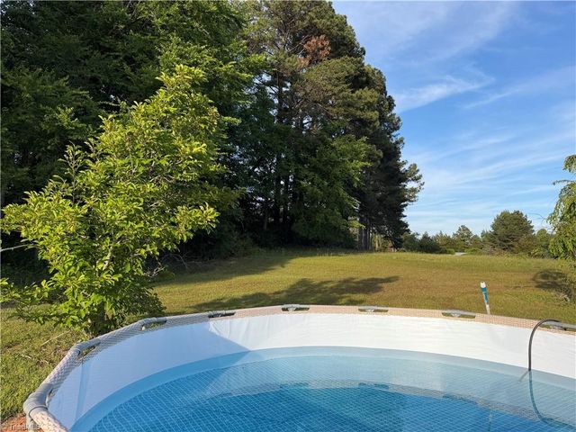 1293 N Koontz Road, Lexington, NC 27295
