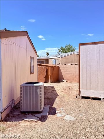 4182 Queen Isabel Court, Las Vegas, NV 89115