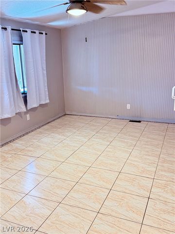 4182 Queen Isabel Court, Las Vegas, NV 89115