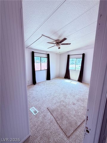 4182 Queen Isabel Court, Las Vegas, NV 89115