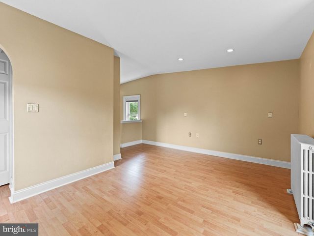 316 LOCUST AVE, Ardmore, PA 19003