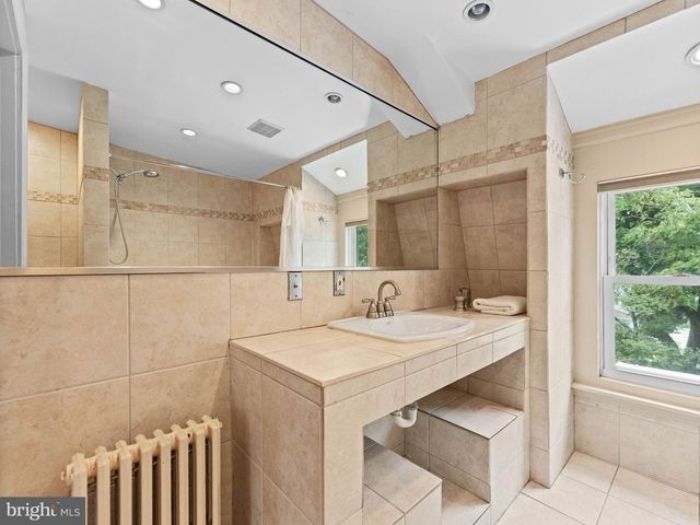 316 LOCUST AVE, Ardmore, PA 19003