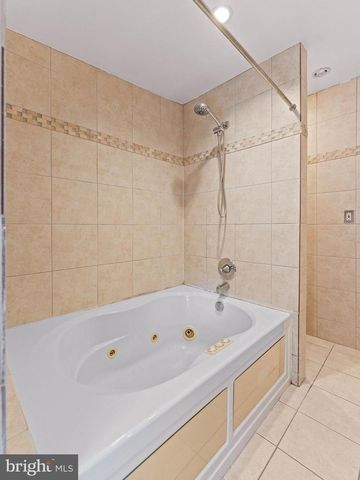316 LOCUST AVE, Ardmore, PA 19003