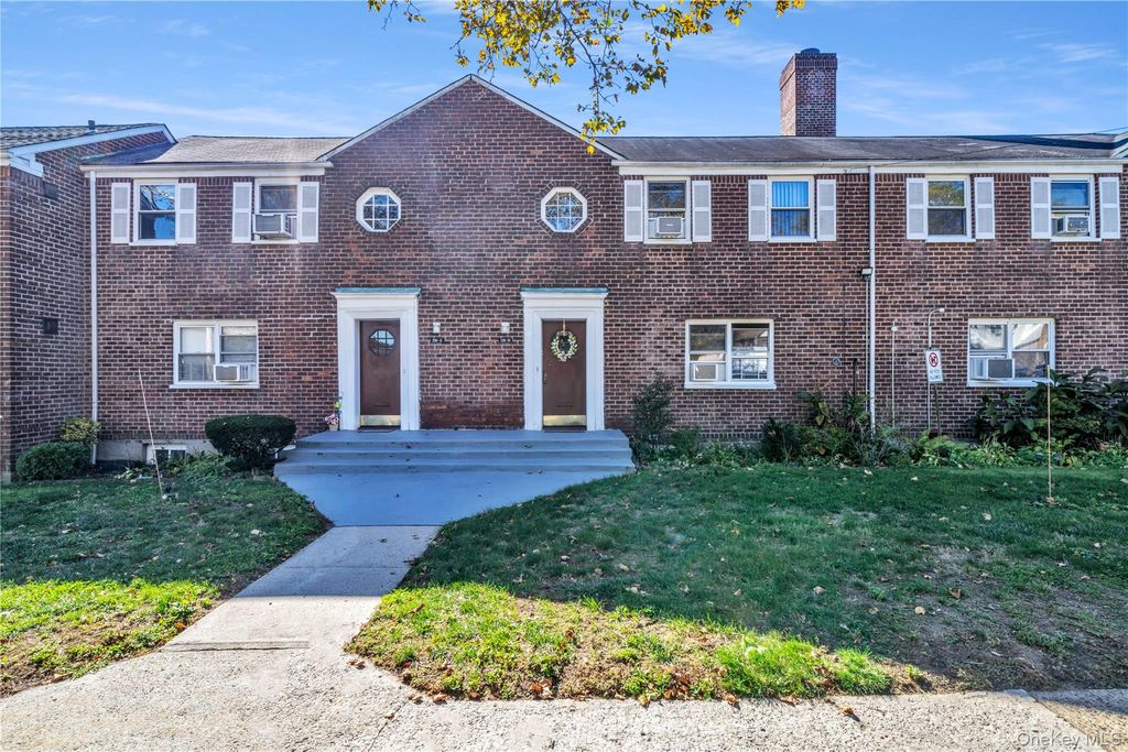 235-10 131st Ave Upper, Laurelton, NY 11422