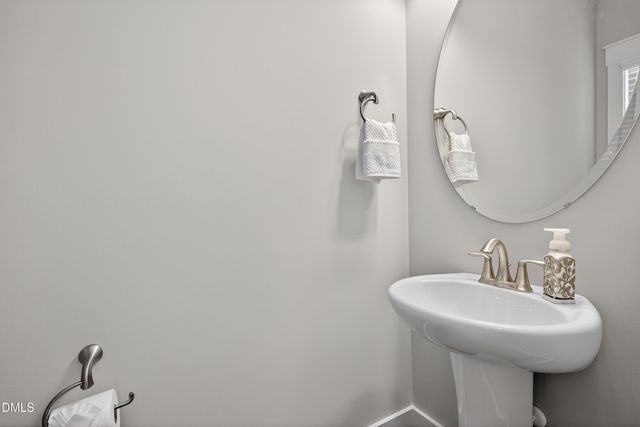 1401 Hoke Landing Lane, Raleigh, NC 27603