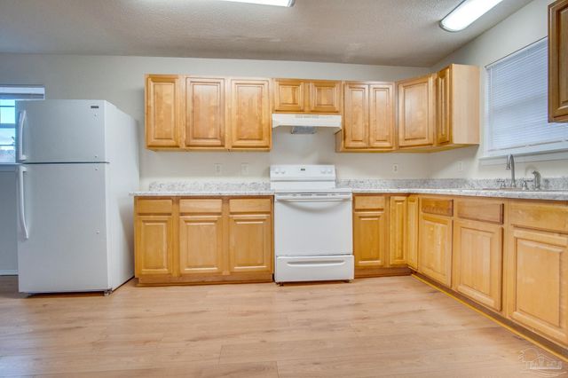 1880 Godfrey St, Pensacola, FL 32501