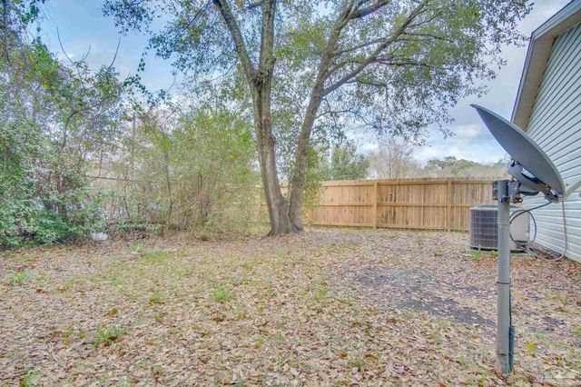 1880 Godfrey St, Pensacola, FL 32501