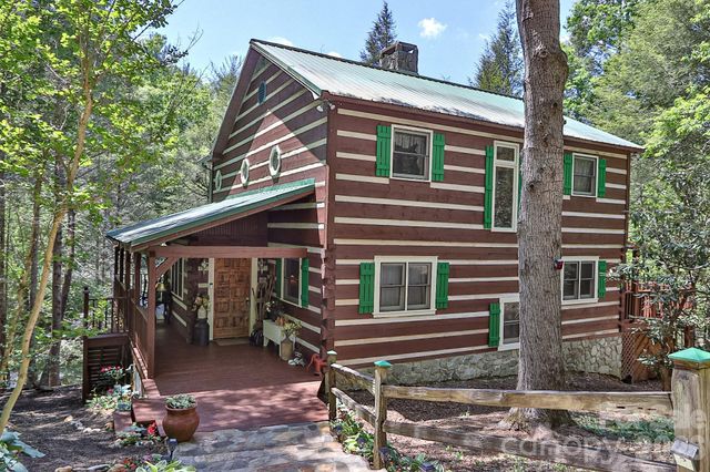 408 Stone River Drive, Traphill, NC 28685