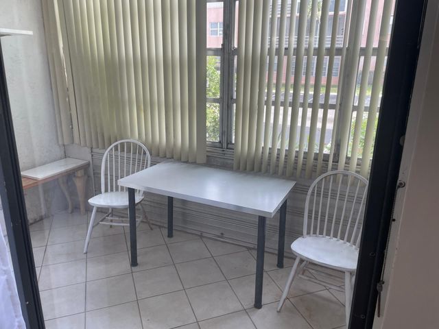 2851 Somerset Drive 111, Oakland Park, FL 33311