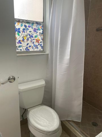 2851 Somerset Drive 111, Oakland Park, FL 33311