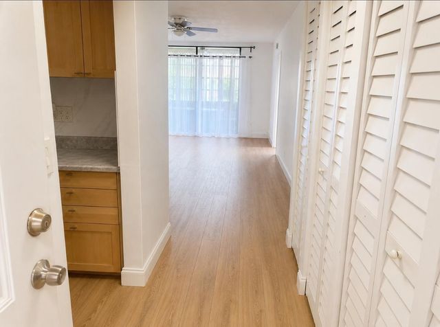 2851 Somerset Drive 111, Oakland Park, FL 33311