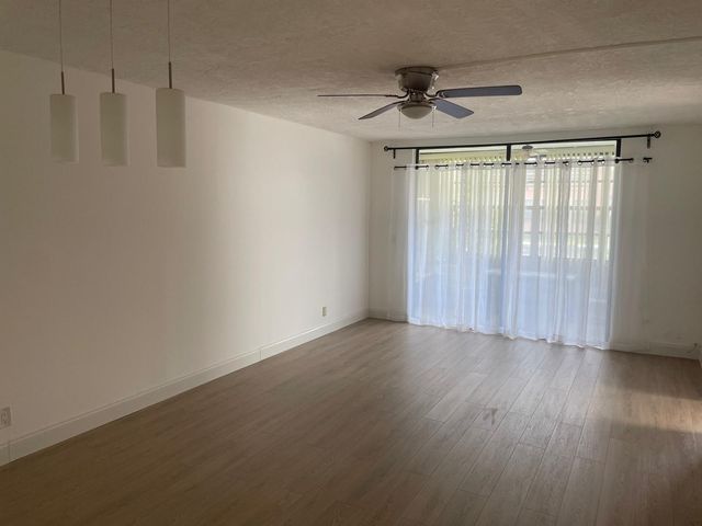 2851 Somerset Drive 111, Oakland Park, FL 33311