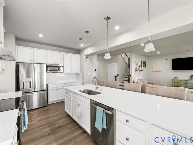 9556 Clover Bottom Trl, Hanover, VA 23116
