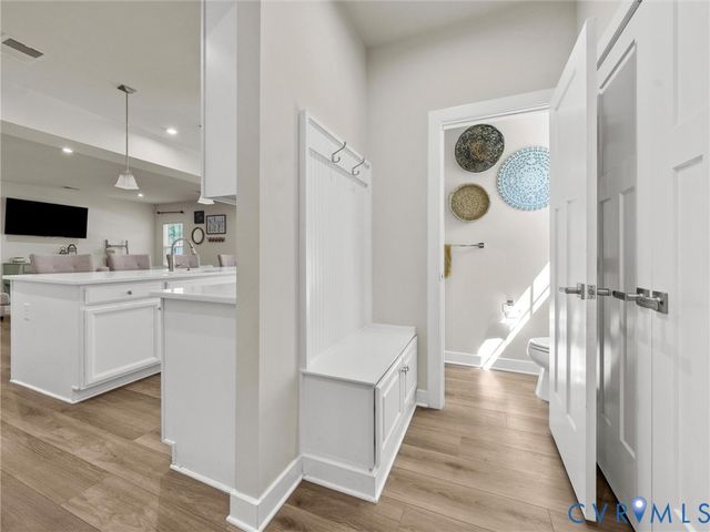 9556 Clover Bottom Trl, Hanover, VA 23116