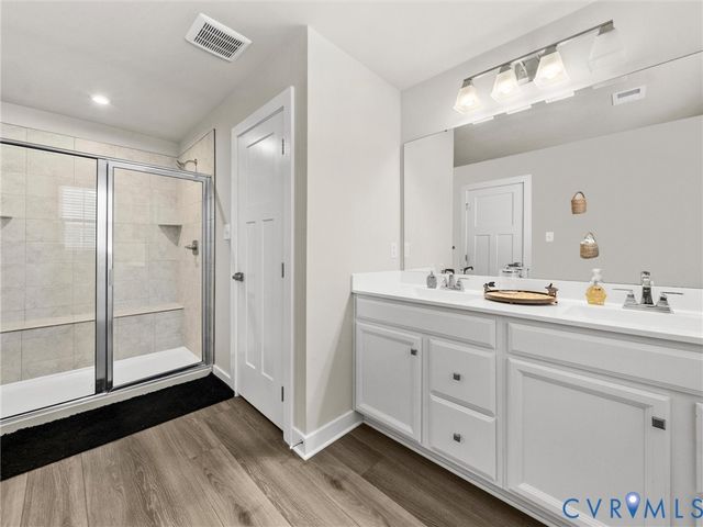 9556 Clover Bottom Trl, Hanover, VA 23116