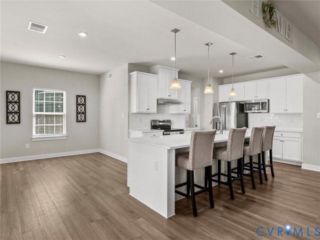 9556 Clover Bottom Trl, Hanover, VA 23116