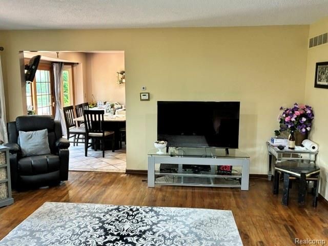35616 Drake Drive, Sterling Heights, MI 48310