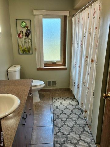 35616 Drake Drive, Sterling Heights, MI 48310
