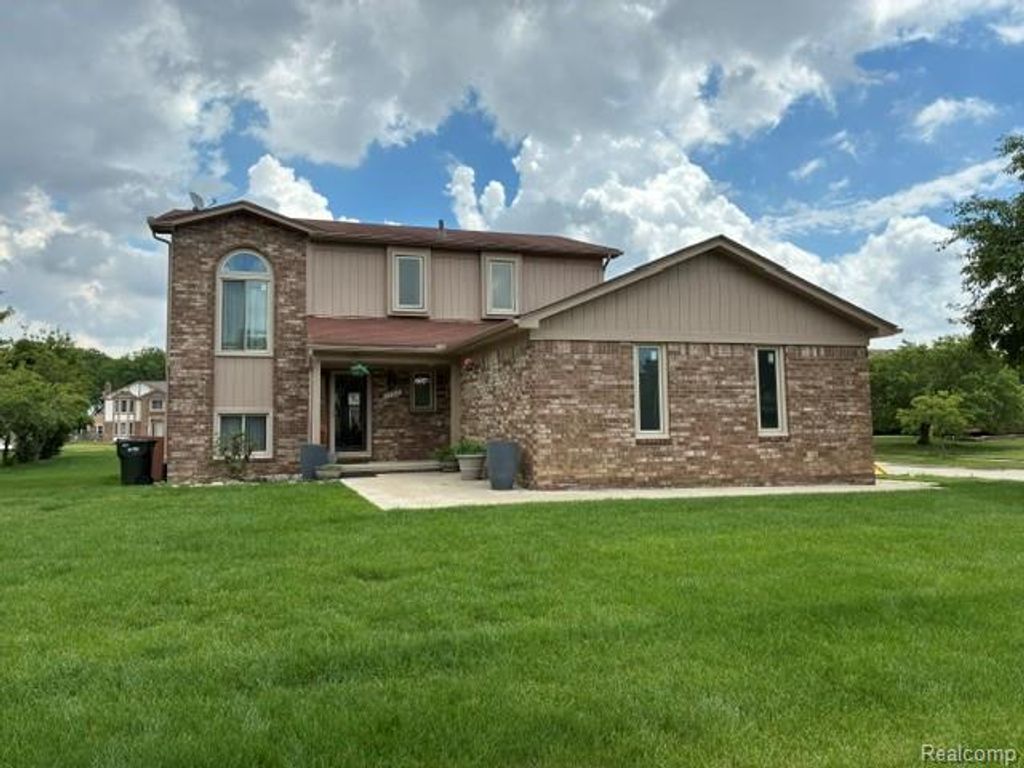 35616 Drake Drive, Sterling Heights, MI 48310